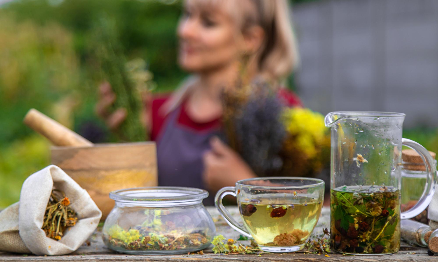 The Health Benefits of Drinking Herbal Teas Daily